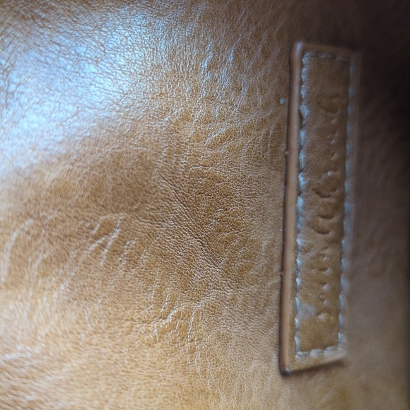 Ahdorned Social Threads Classic Vegan Leather Messenger Crossbody Bag in Camel - Picture 2 of 11